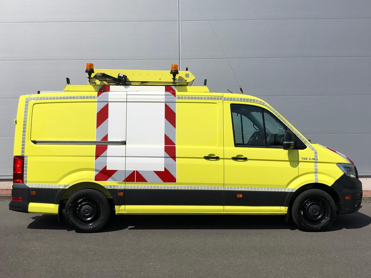 MAN TGE 3.180 L3H2 BF 4 BEGLEITFAHRZEUG ACC LED NAVI - فان: صور 5 MAN TGE 3.180 L3H2 BF 4 BEGLEITFAHRZEUG ACC LED NAVI - فان: صور 5