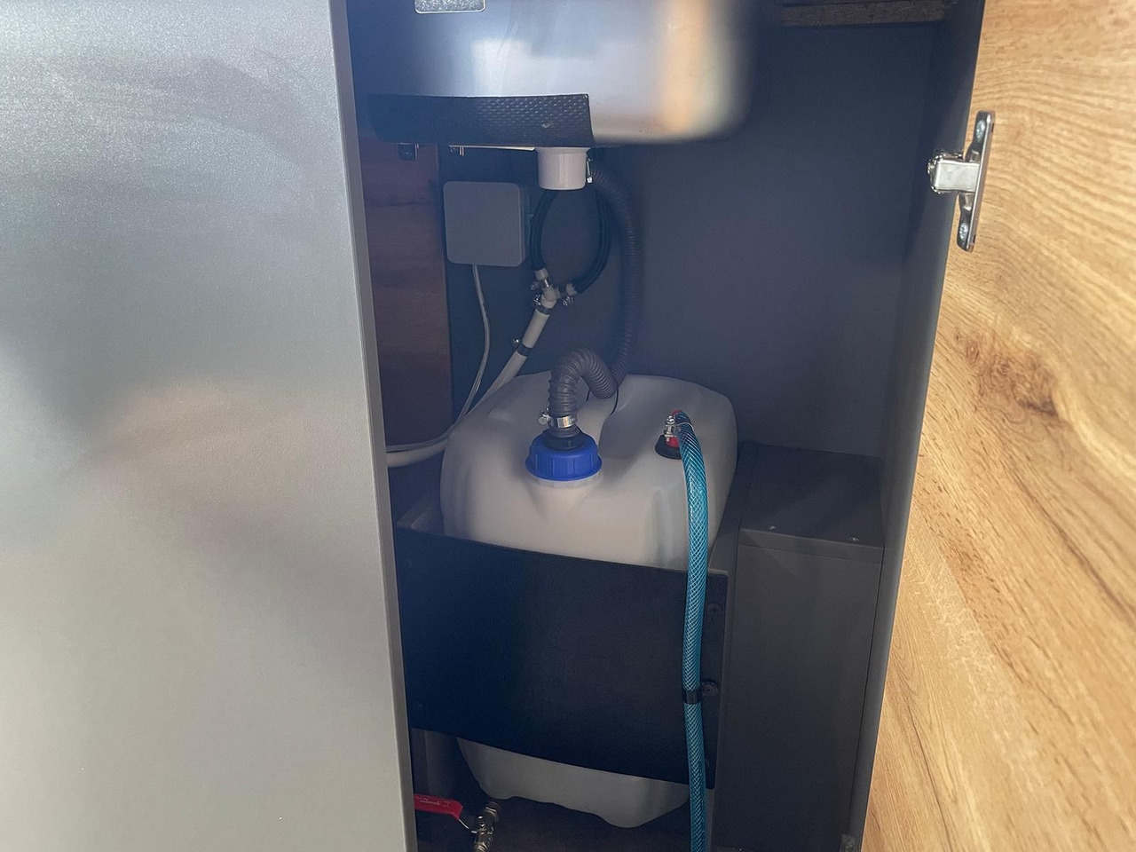 فان MAN TGE 3.180 L3H3 Individual S BF3+ BEGLEITFAHRZEUG: صور 49 فان MAN TGE 3.180 L3H3 Individual S BF3+ BEGLEITFAHRZEUG: صور 49