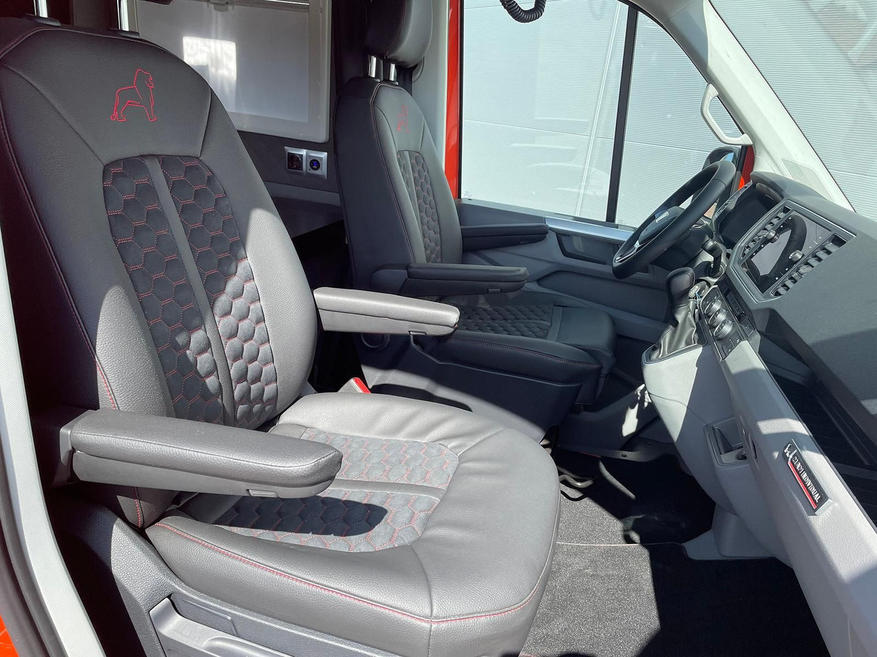 فان MAN TGE 3.180 L3H3 Individual S BF3+ BEGLEITFAHRZEUG: صور 43 فان MAN TGE 3.180 L3H3 Individual S BF3+ BEGLEITFAHRZEUG: صور 43