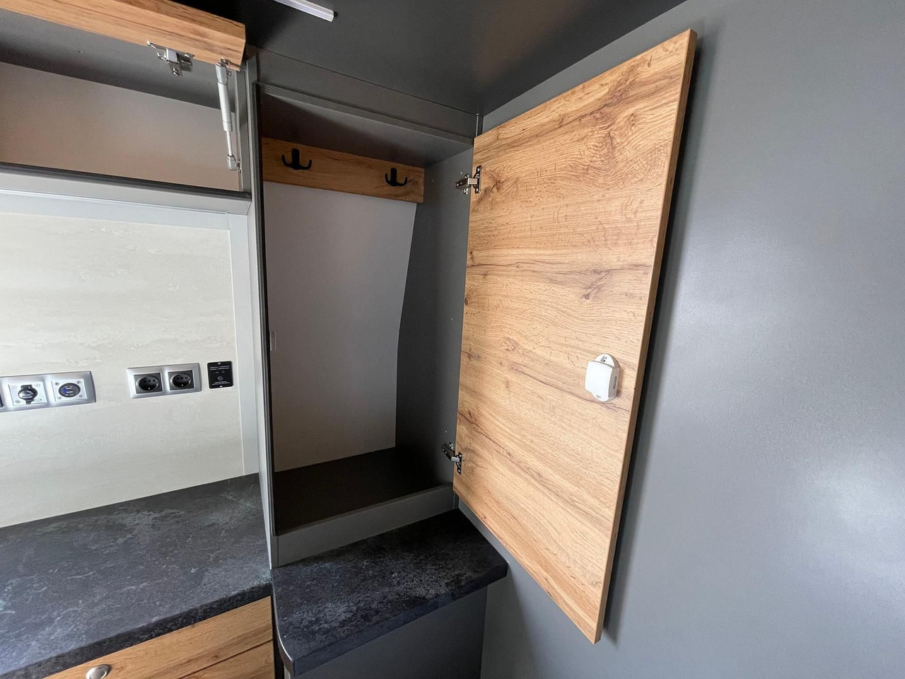 فان MAN TGE 3.180 L3H3 Individual S BF3+ BEGLEITFAHRZEUG: صور 37 فان MAN TGE 3.180 L3H3 Individual S BF3+ BEGLEITFAHRZEUG: صور 37