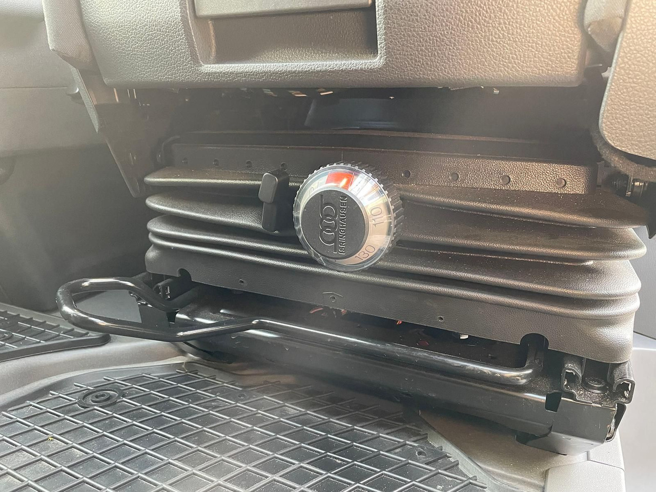 فان, الشاحنات الصغيرة كابينة مزدوجة MAN TGE 3.180 L3H3 MIXTO 4x4 AUTOM DIFF AHK ACC NAV: صور 24