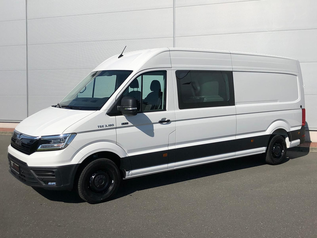 سيارة MAN TGE 3.180 L4H3 4x4 MIXTO LED STANDHZ TEMP DIFF: صور 1