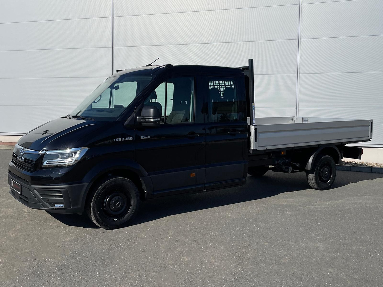 MAN TGE 3.180 Pritsche KIPPER DOKA LR 4x4 ACC LED - قلاب صغير, الشاحنات الصغيرة كابينة مزدوجة: صور 1 MAN TGE 3.180 Pritsche KIPPER DOKA LR 4x4 ACC LED - قلاب صغير, الشاحنات الصغيرة كابينة مزدوجة: صور 1