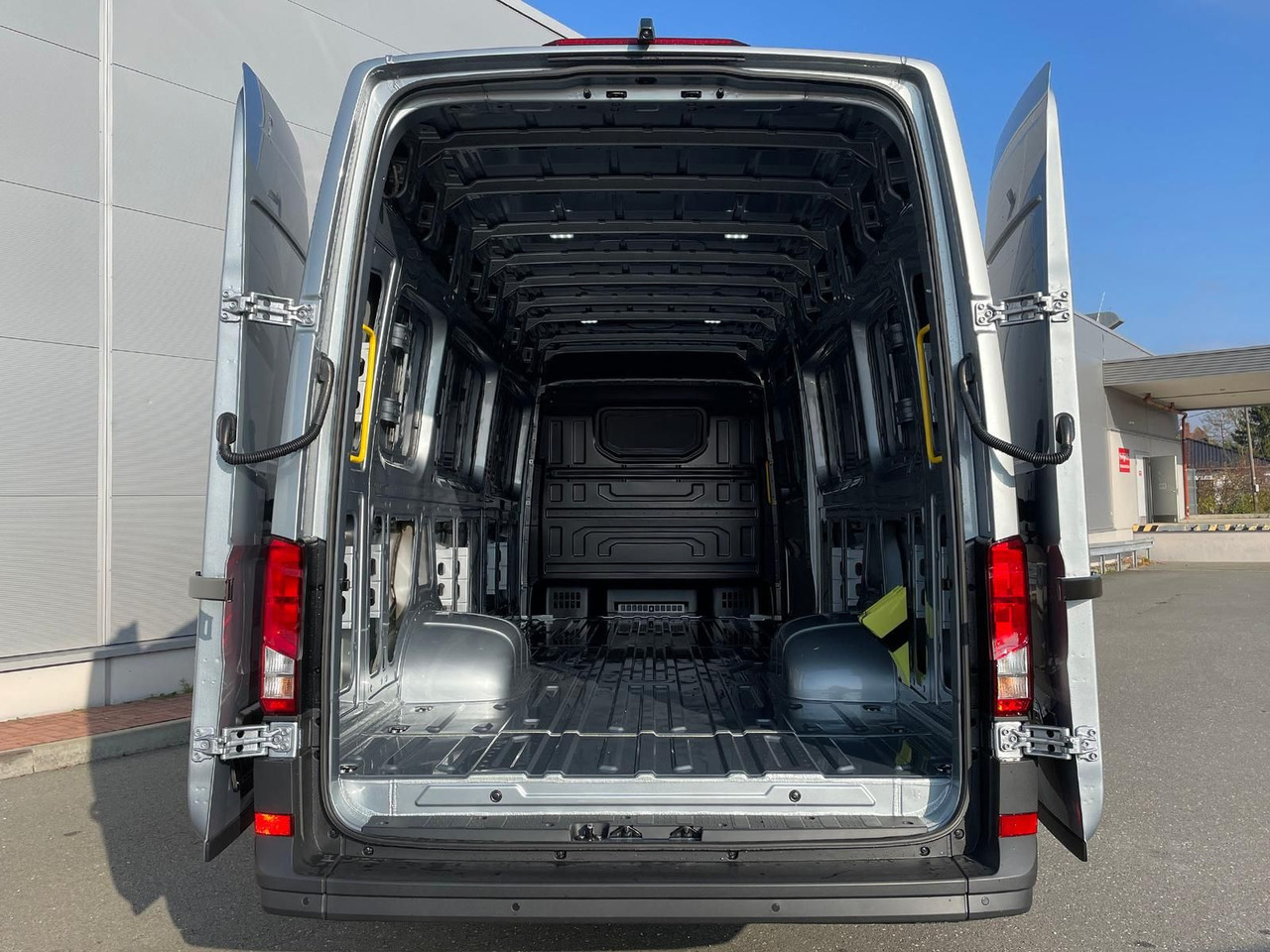 سيارة MAN TGE 5.160 Kasten L5H3 5t LED KAMERA NAV STANDHZ: صور 9 سيارة MAN TGE 5.160 Kasten L5H3 5t LED KAMERA NAV STANDHZ: صور 9