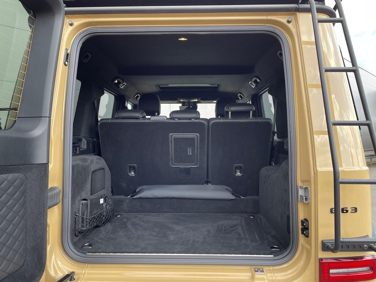 سيارة دفع رباعي Mercedes-Benz AMG G 63 4x4² 360° LEDER SHD NIGHT BURMESTER: صور 13