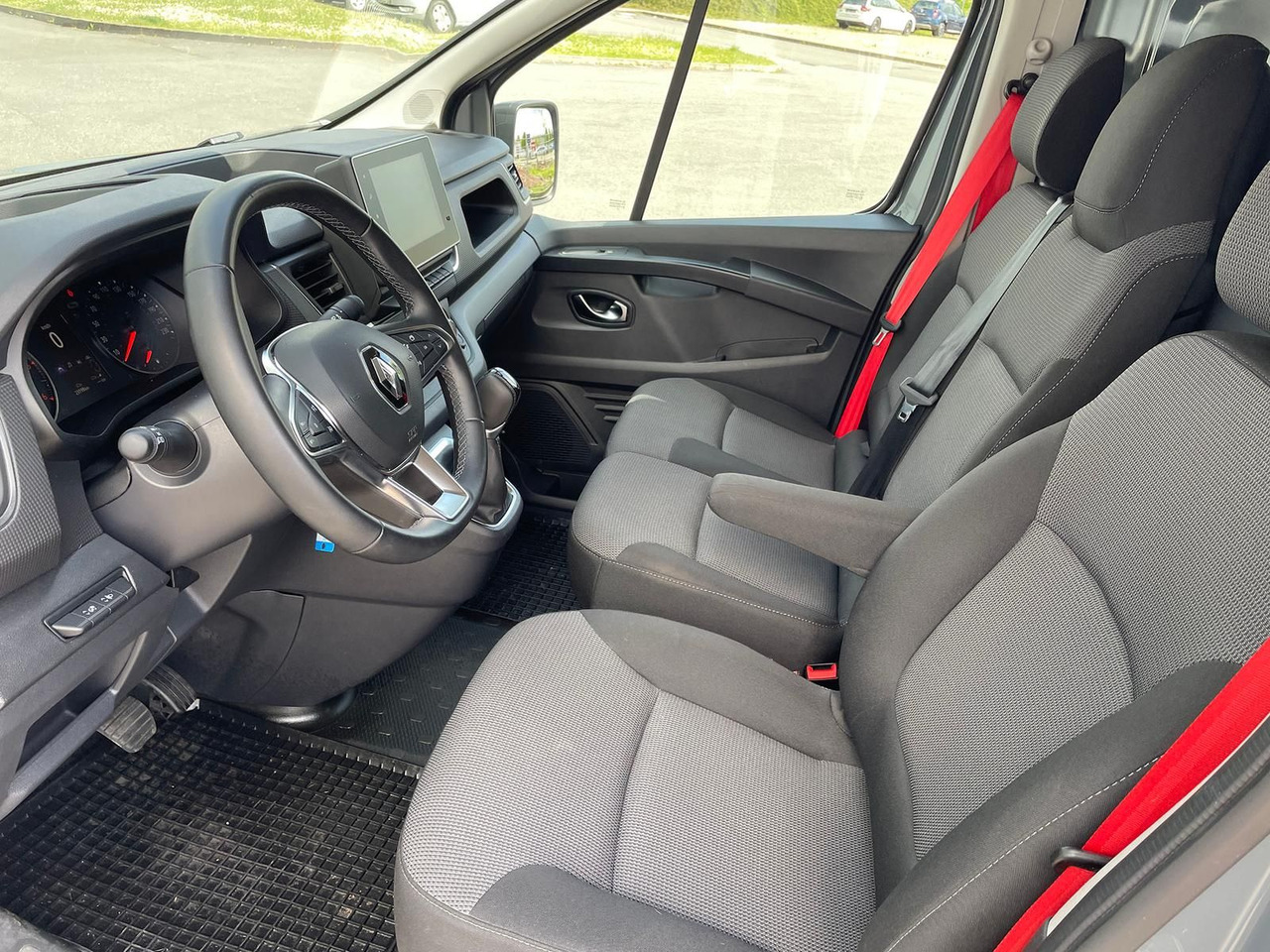 فان Renault Trafic Kasten RED EDITION L1H1 AHK LED DAB MFL: صور 14