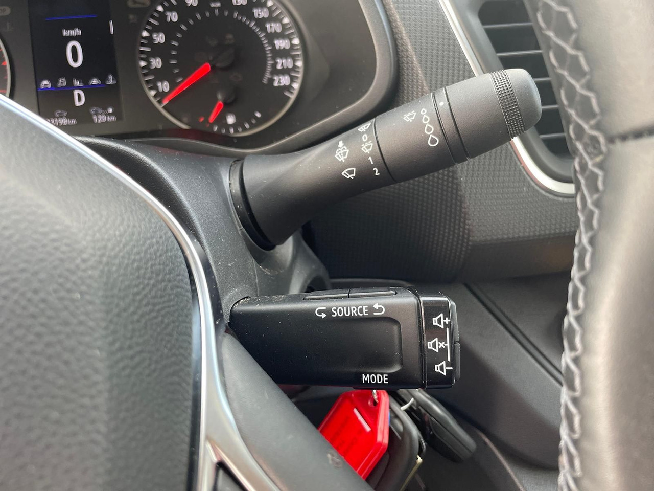 فان Renault Trafic Kasten RED EDITION L1H1 AHK LED DAB MFL: صور 31
