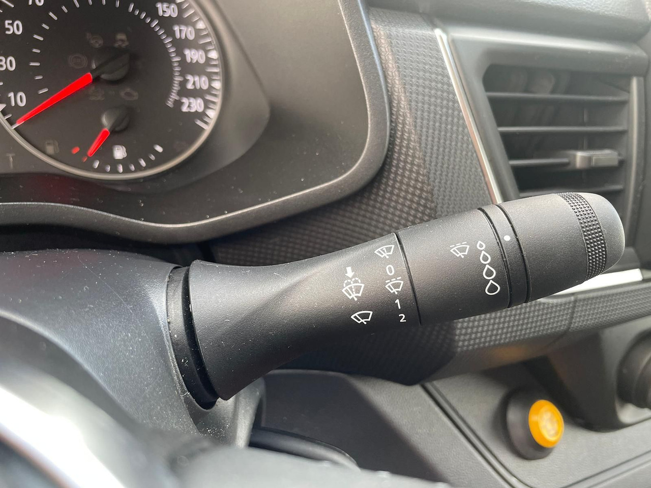 فان Renault Trafic Kasten RED EDITION L1H1 AHK LED DAB MFL: صور 30
