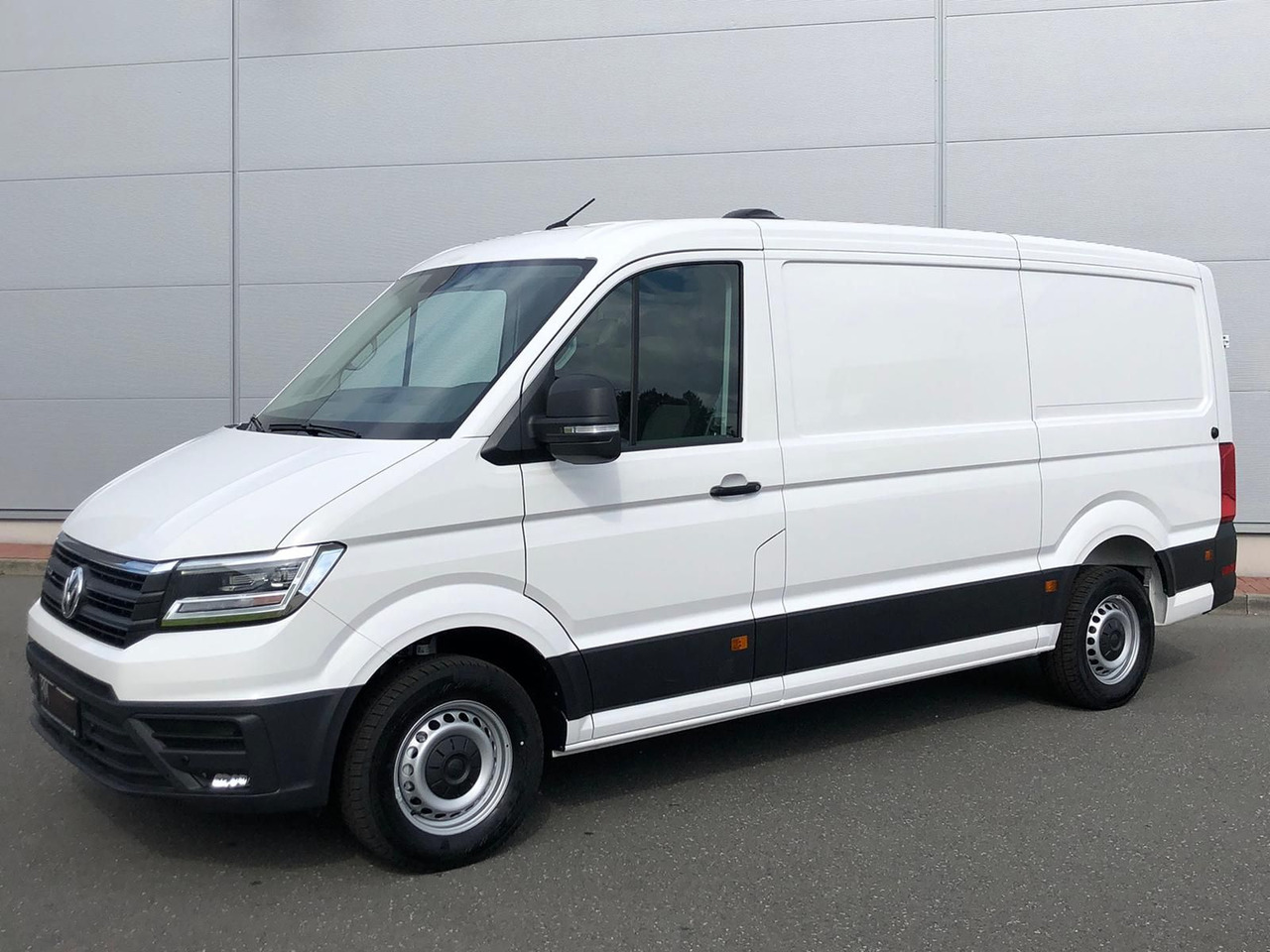 Volkswagen Crafter Kasten 35 L3H2 4MOTION LED PDC - فان: صور 1 Volkswagen Crafter Kasten 35 L3H2 4MOTION LED PDC - فان: صور 1