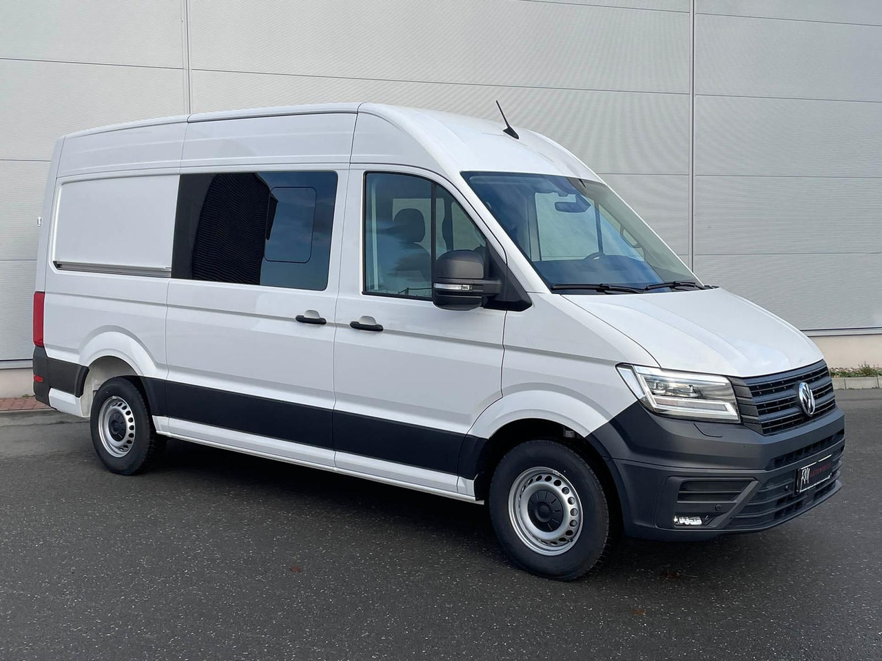 Volkswagen Crafter Kasten 35 L3H3 Autom. NAVI SITZHZ ACC - ميكروباص: صور 2 Volkswagen Crafter Kasten 35 L3H3 Autom. NAVI SITZHZ ACC - ميكروباص: صور 2