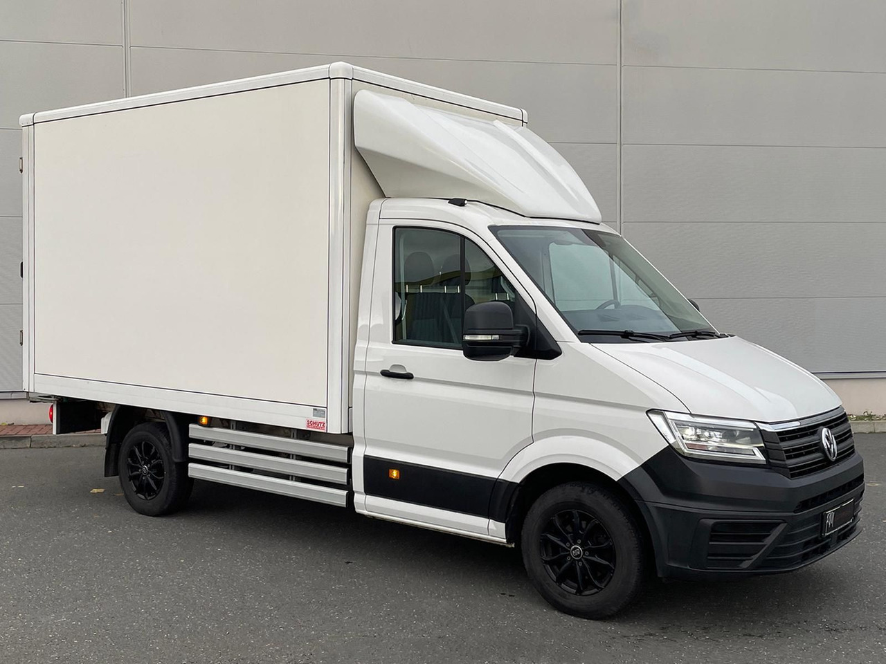 Volkswagen Crafter Koffer mittellang LED DAB SITZH - ميكروباص: صور 2 Volkswagen Crafter Koffer mittellang LED DAB SITZH - ميكروباص: صور 2