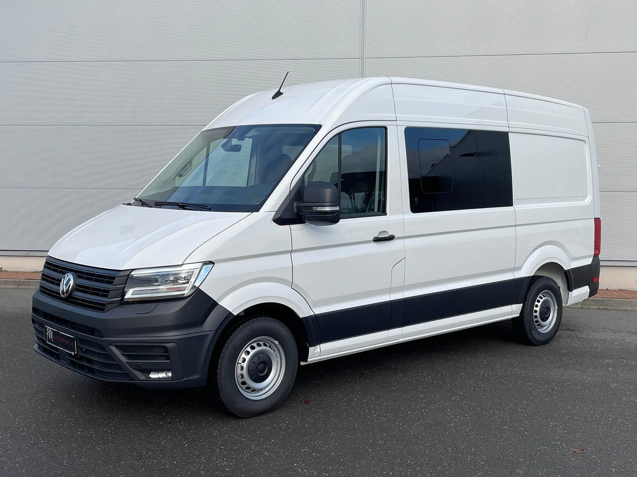 Volkswagen Crafter MIXTO 35 L3H3 Autom NAV SITZH ACC 5SITZE - ميكروباص: صور 1 Volkswagen Crafter MIXTO 35 L3H3 Autom NAV SITZH ACC 5SITZE - ميكروباص: صور 1