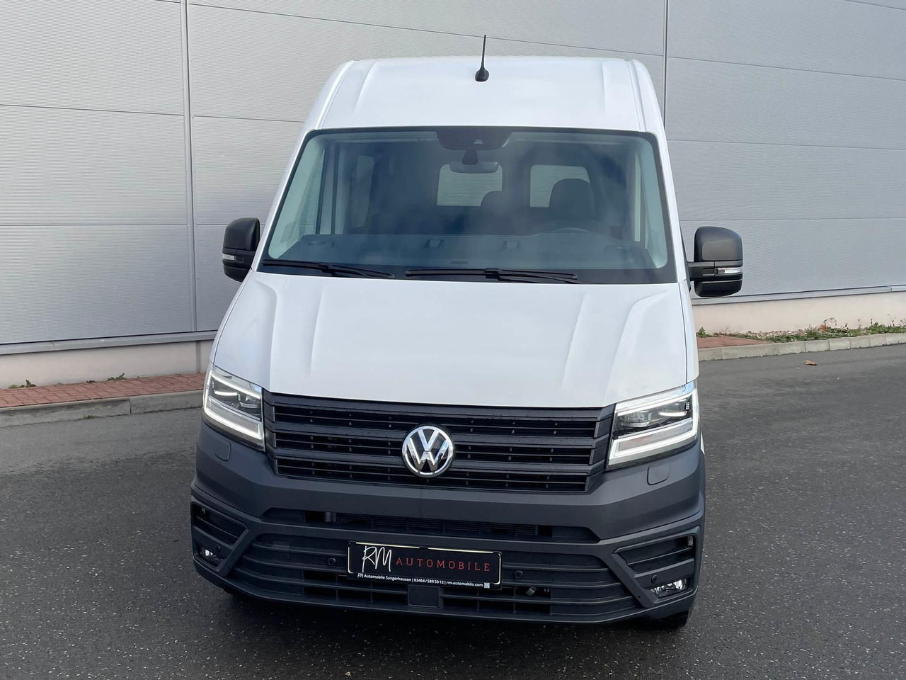 Volkswagen Crafter MIXTO 35 L3H3 Autom NAV SITZH ACC 5SITZE - ميكروباص: صور 4 Volkswagen Crafter MIXTO 35 L3H3 Autom NAV SITZH ACC 5SITZE - ميكروباص: صور 4