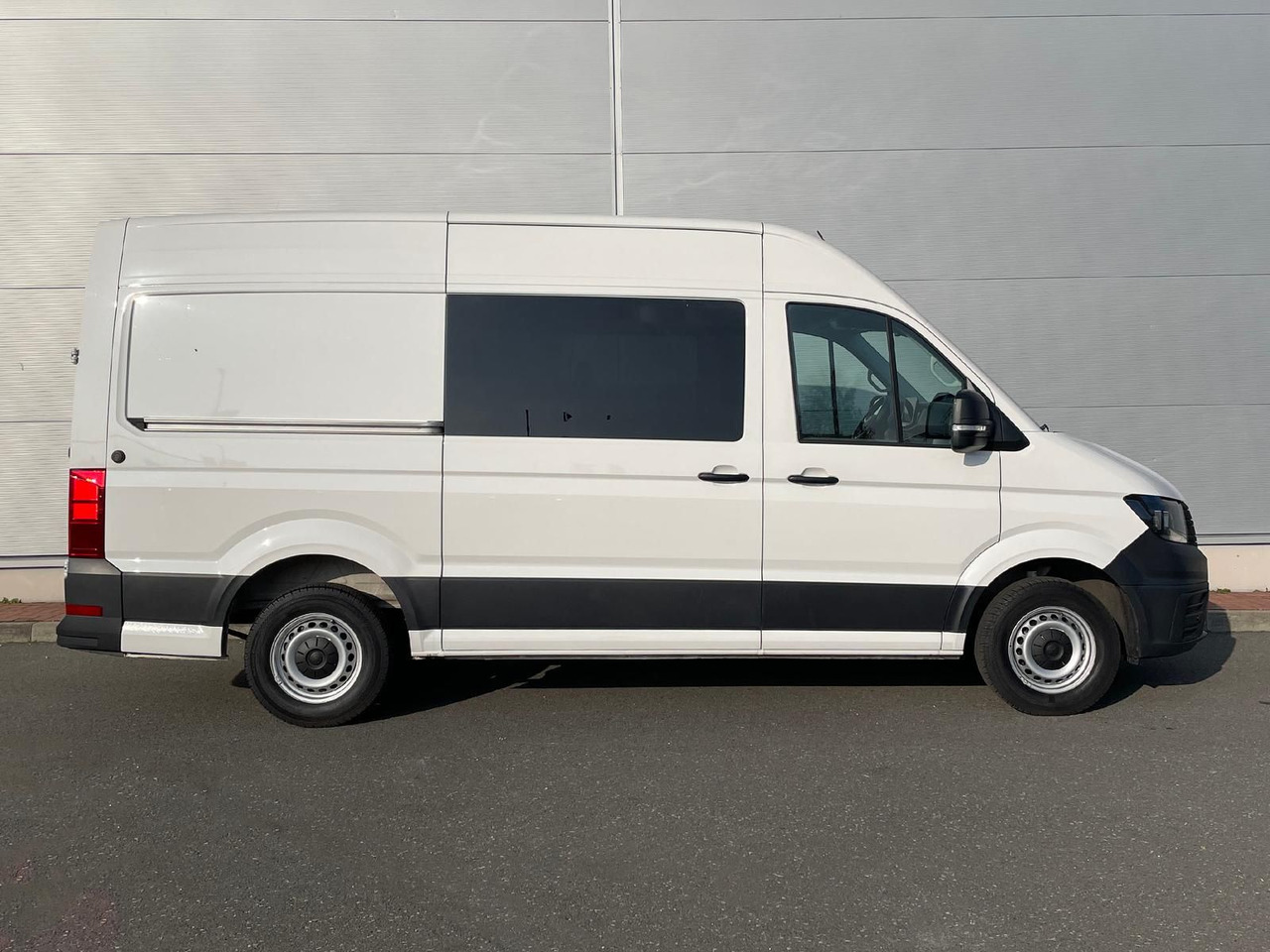 Volkswagen Crafter MIXTO 35 L3H3 KAMERA SITZHZ DAB - ميكروباص: صور 5 Volkswagen Crafter MIXTO 35 L3H3 KAMERA SITZHZ DAB - ميكروباص: صور 5