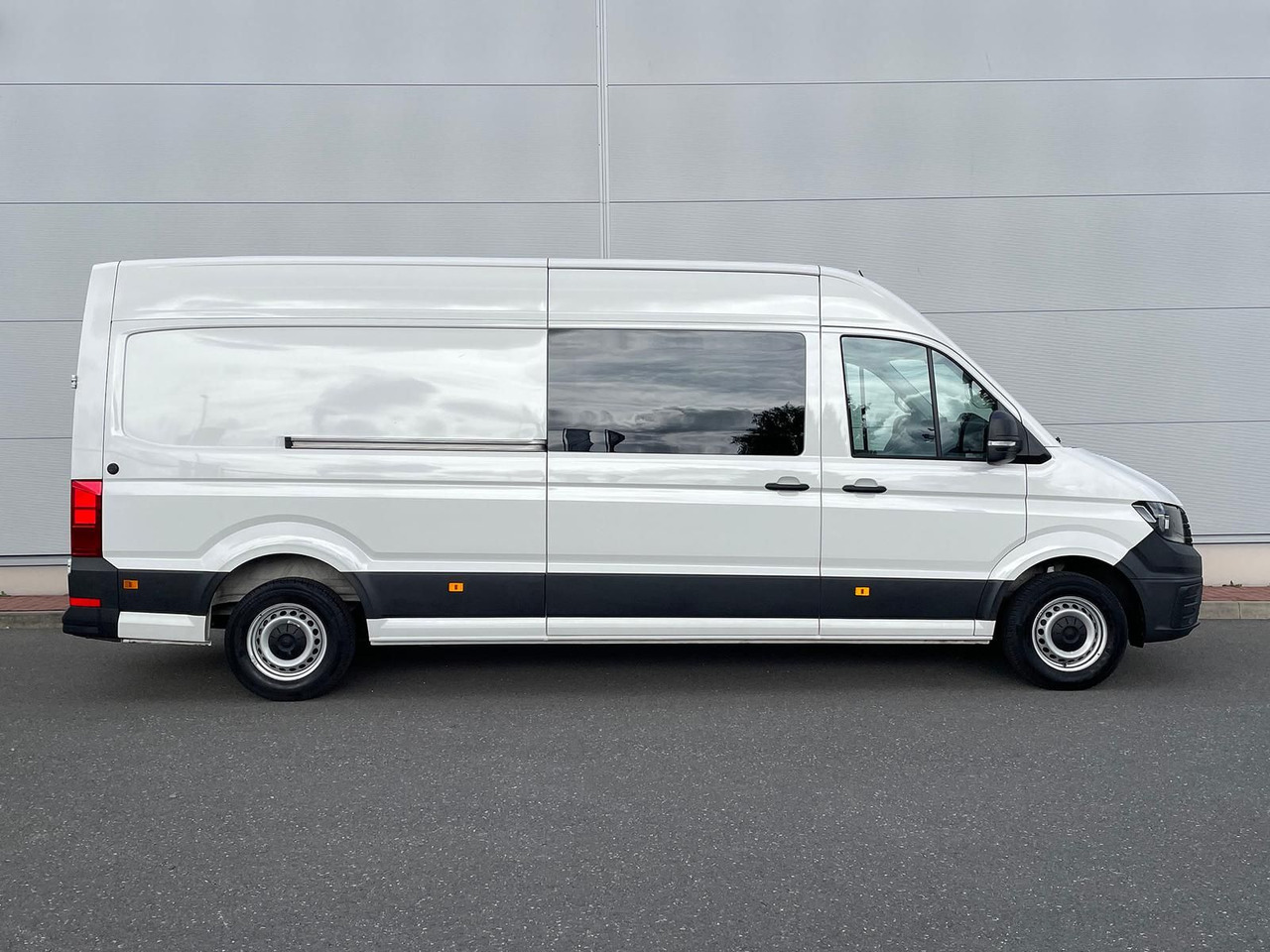 Volkswagen Crafter MIXTO 35 L4H3 KAMERA KLIMA SITZHZ DAB - ميكروباص: صور 5 Volkswagen Crafter MIXTO 35 L4H3 KAMERA KLIMA SITZHZ DAB - ميكروباص: صور 5