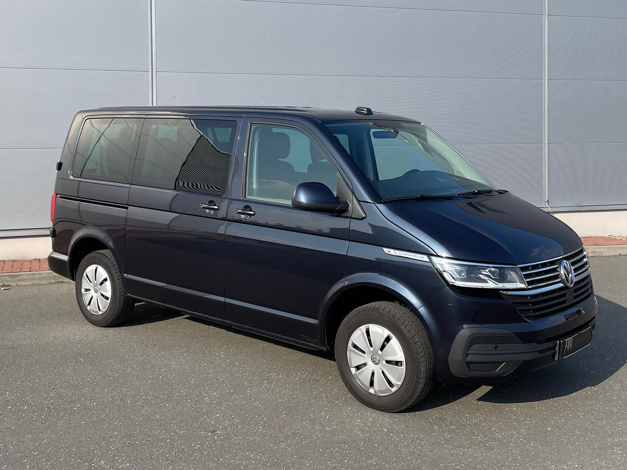 Volkswagen T6.1 Caravelle Comfortline NAV LED TEMP DAB PDC - ميكروباص: صور 2 Volkswagen T6.1 Caravelle Comfortline NAV LED TEMP DAB PDC - ميكروباص: صور 2