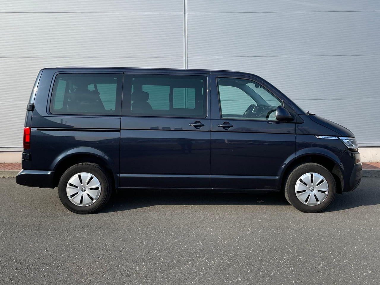 Volkswagen T6.1 Caravelle Comfortline NAV LED TEMP DAB PDC - ميكروباص: صور 5 Volkswagen T6.1 Caravelle Comfortline NAV LED TEMP DAB PDC - ميكروباص: صور 5