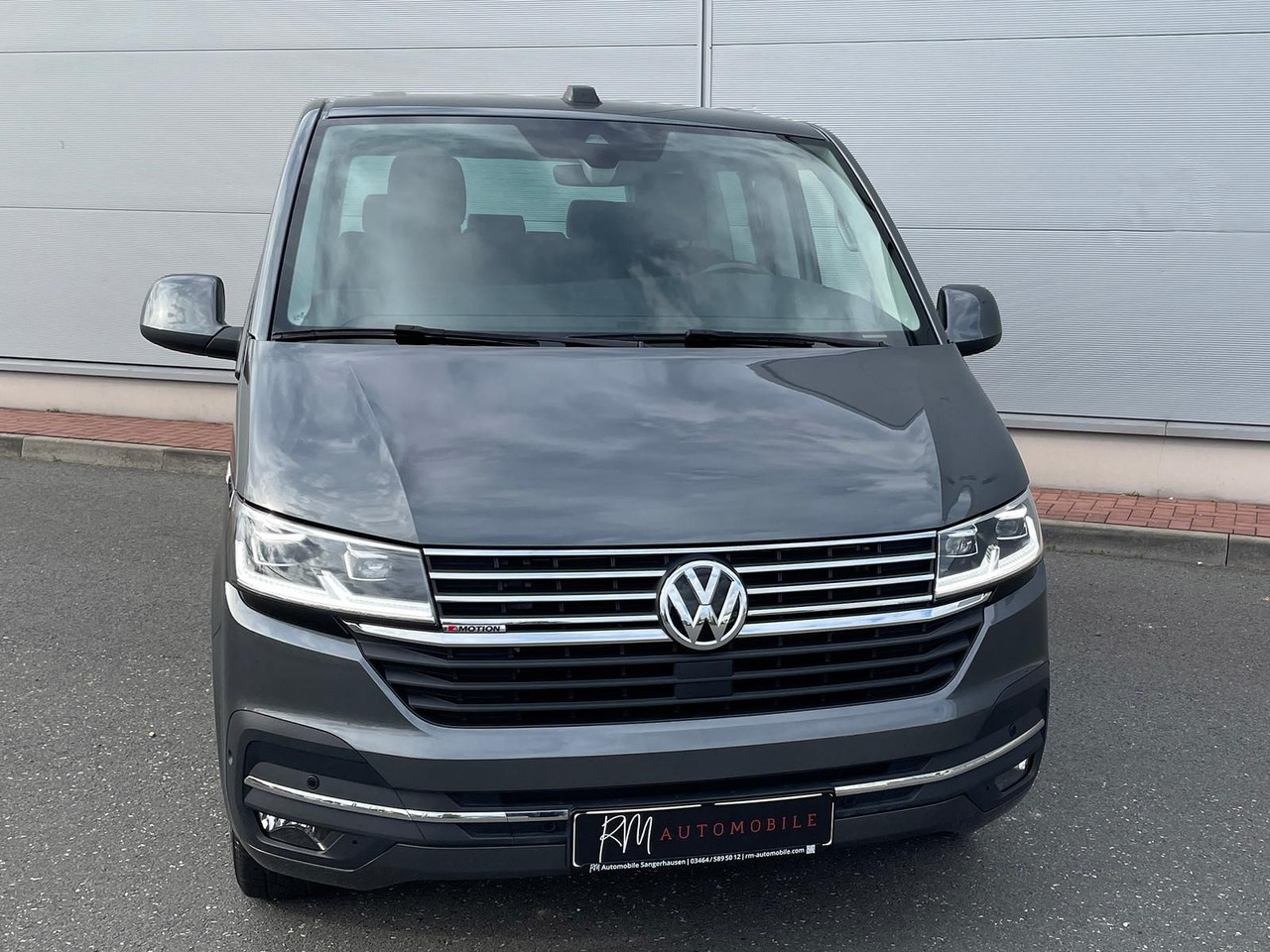 Volkswagen T6.1 Multivan Comfortline 4M ACC KAMERA SITZHZ - صغيرة, ميكروباص: صور 3 Volkswagen T6.1 Multivan Comfortline 4M ACC KAMERA SITZHZ - صغيرة, ميكروباص: صور 3