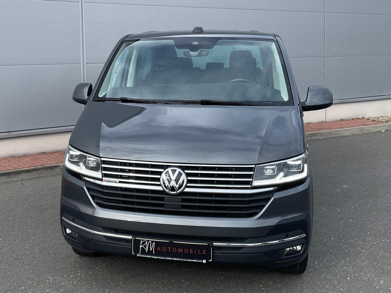 Volkswagen T6.1 Multivan Comfortline 4M ACC KAMERA SITZHZ - صغيرة, ميكروباص: صور 4 Volkswagen T6.1 Multivan Comfortline 4M ACC KAMERA SITZHZ - صغيرة, ميكروباص: صور 4