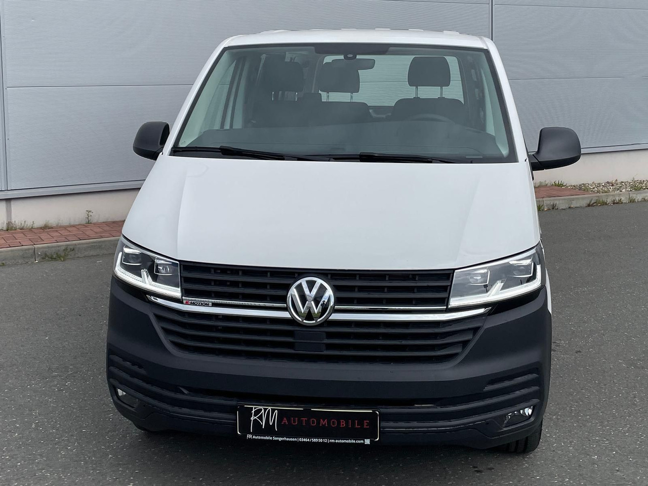 Volkswagen T6.1 Transporter Kasten lang 4M MFL LED TEMPOMAT - فان: صور 4 Volkswagen T6.1 Transporter Kasten lang 4M MFL LED TEMPOMAT - فان: صور 4