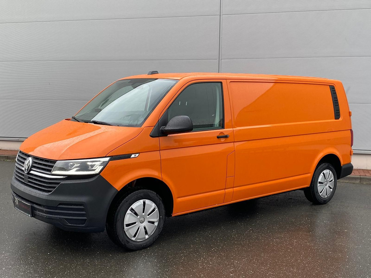 Volkswagen T6.1 Transporter Kasten lang LED PDC KLIMA SITZH - سيارة: صور 1 Volkswagen T6.1 Transporter Kasten lang LED PDC KLIMA SITZH - سيارة: صور 1