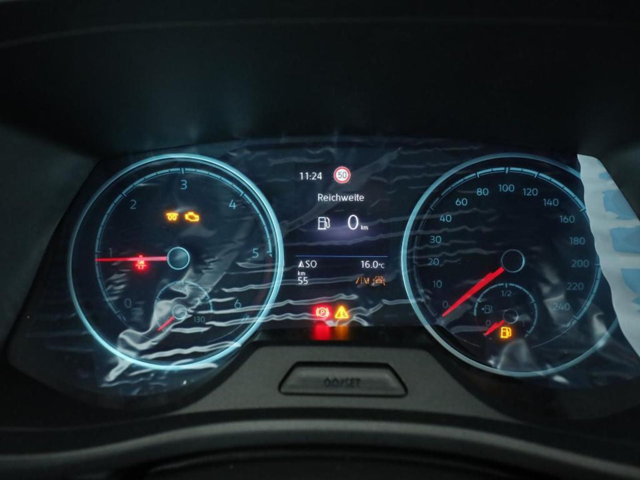 Volkswagen T6.1 Transporter Kombi KR LED STANDHZ ACC NAVI - ميكروباص: صور 3 Volkswagen T6.1 Transporter Kombi KR LED STANDHZ ACC NAVI - ميكروباص: صور 3