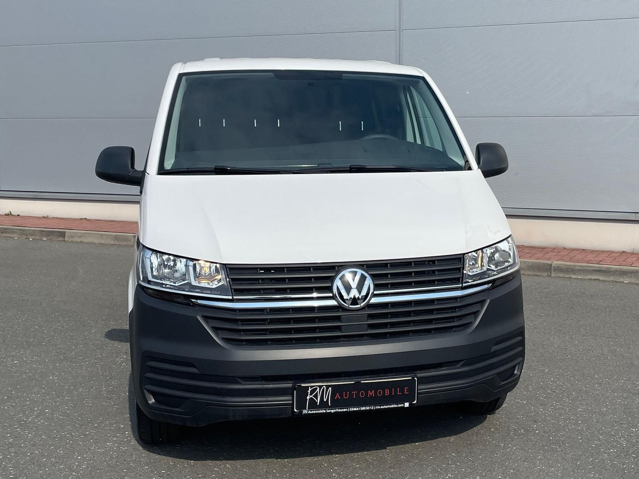Volkswagen T6.1 Transporter MIXTO LR 2.0 TDI KLIMA PDC - ميكروباص: صور 3 Volkswagen T6.1 Transporter MIXTO LR 2.0 TDI KLIMA PDC - ميكروباص: صور 3
