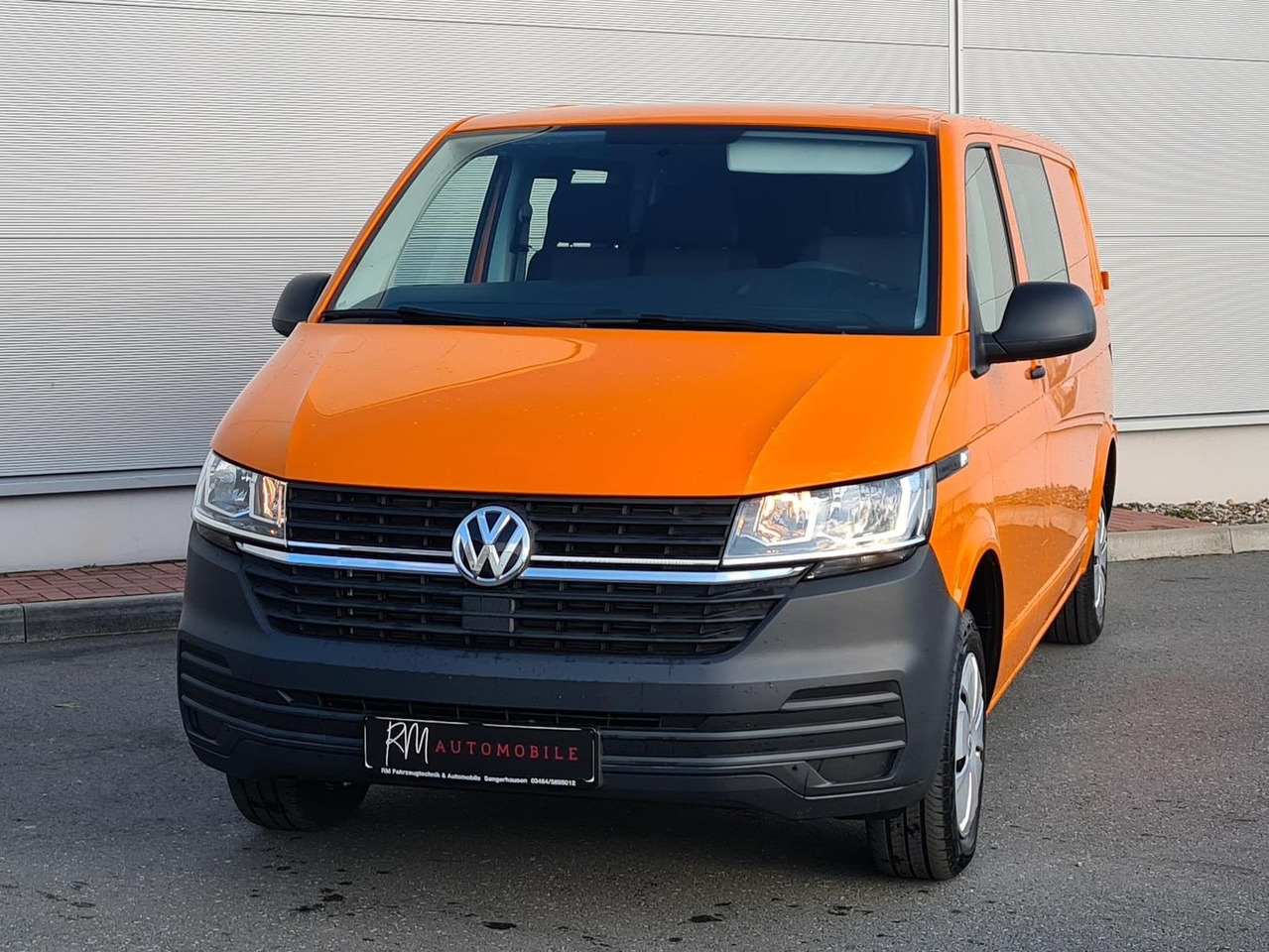 Volkswagen T6.1 Transporter MIXTO lang LED PDC KLIMA SITZH - سيارة: صور 4 Volkswagen T6.1 Transporter MIXTO lang LED PDC KLIMA SITZH - سيارة: صور 4