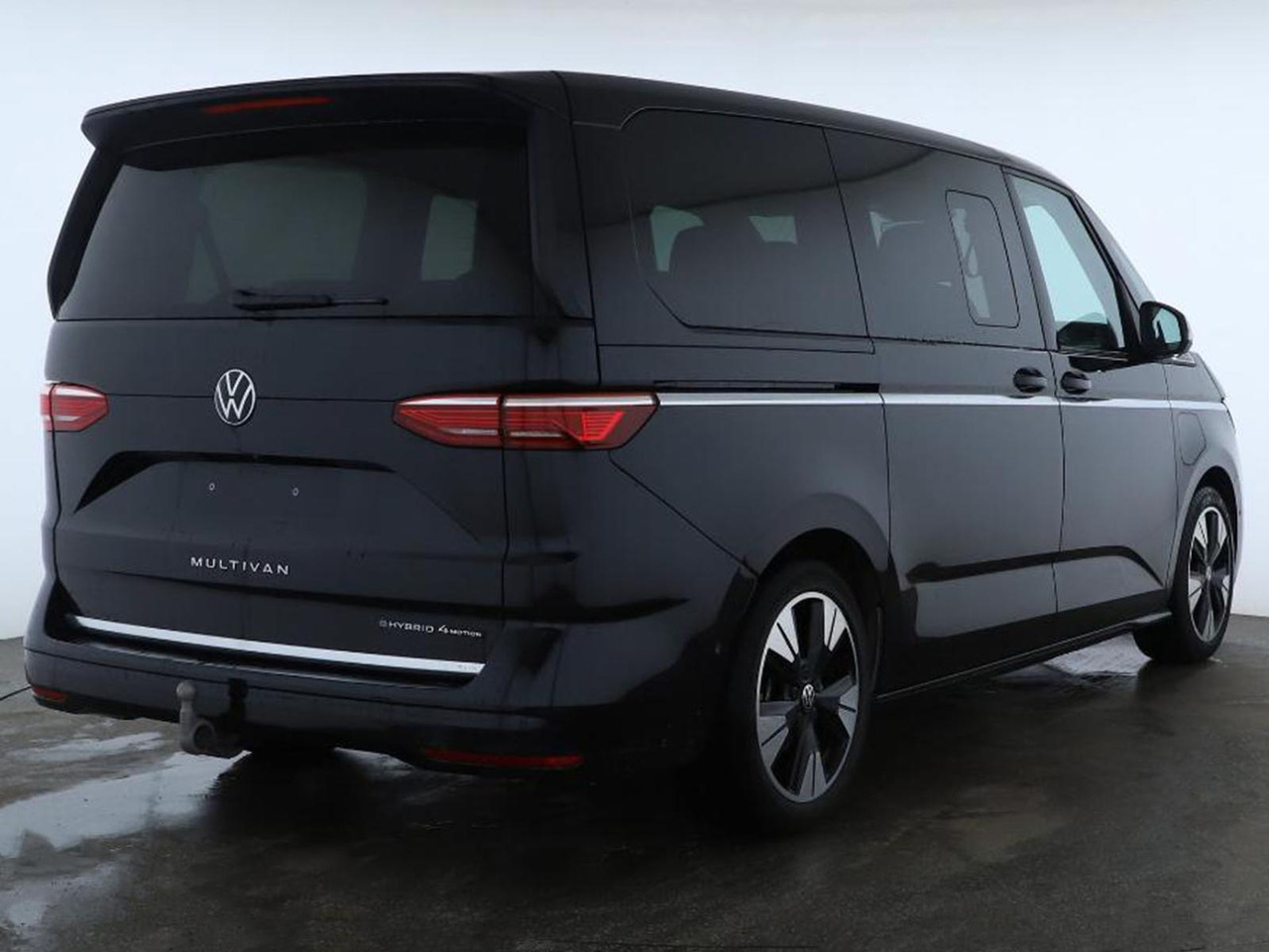 Volkswagen T7 Multivan Style eHybrid lang 4M AHK ACC Matrix - صغيرة, ميكروباص: صور 2 Volkswagen T7 Multivan Style eHybrid lang 4M AHK ACC Matrix - صغيرة, ميكروباص: صور 2