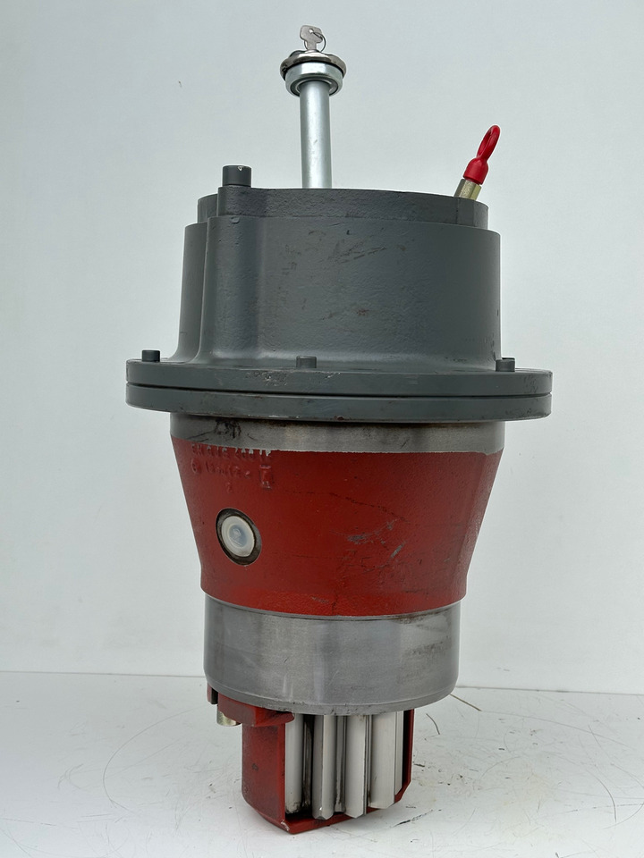 LIEBHERR Liebherr – Bauer Original Schwenkantrieb Typ:SAT275/251 mit ID-Nr.933017801. MG15, MBG12, MG20, MFG10, BG12H. #933017801.0121# - محرك سوينغ - آلة حفر: صور 1 LIEBHERR Liebherr – Bauer Original Schwenkantrieb Typ:SAT275/251 mit ID-Nr.933017801. MG15, MBG12, MG20, MFG10, BG12H. #933017801.0121# - محرك سوينغ - آلة حفر: صور 1