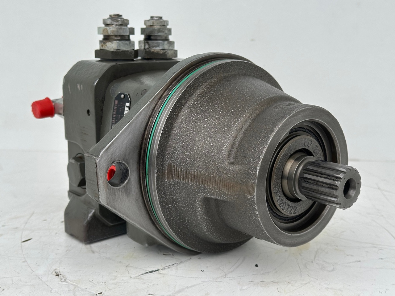 LIEBHERR Original Hydraulic Installation Motor Type:FMF045. ID-No.10115960-ID-No.10121111-ID-No.9075181-ID-No.10125041-ID-No.10125043.A309,A311,A312,A314,A316,A900,A904,A918,R313,R317,R900,R904.#13.12.20546.DK - محرك هيدروليكي - حفارة: صور 4 LIEBHERR Original Hydraulic Installation Motor Type:FMF045. ID-No.10115960-ID-No.10121111-ID-No.9075181-ID-No.10125041-ID-No.10125043.A309,A311,A312,A314,A316,A900,A904,A918,R313,R317,R900,R904.#13.12.20546.DK - محرك هيدروليكي - حفارة: صور 4