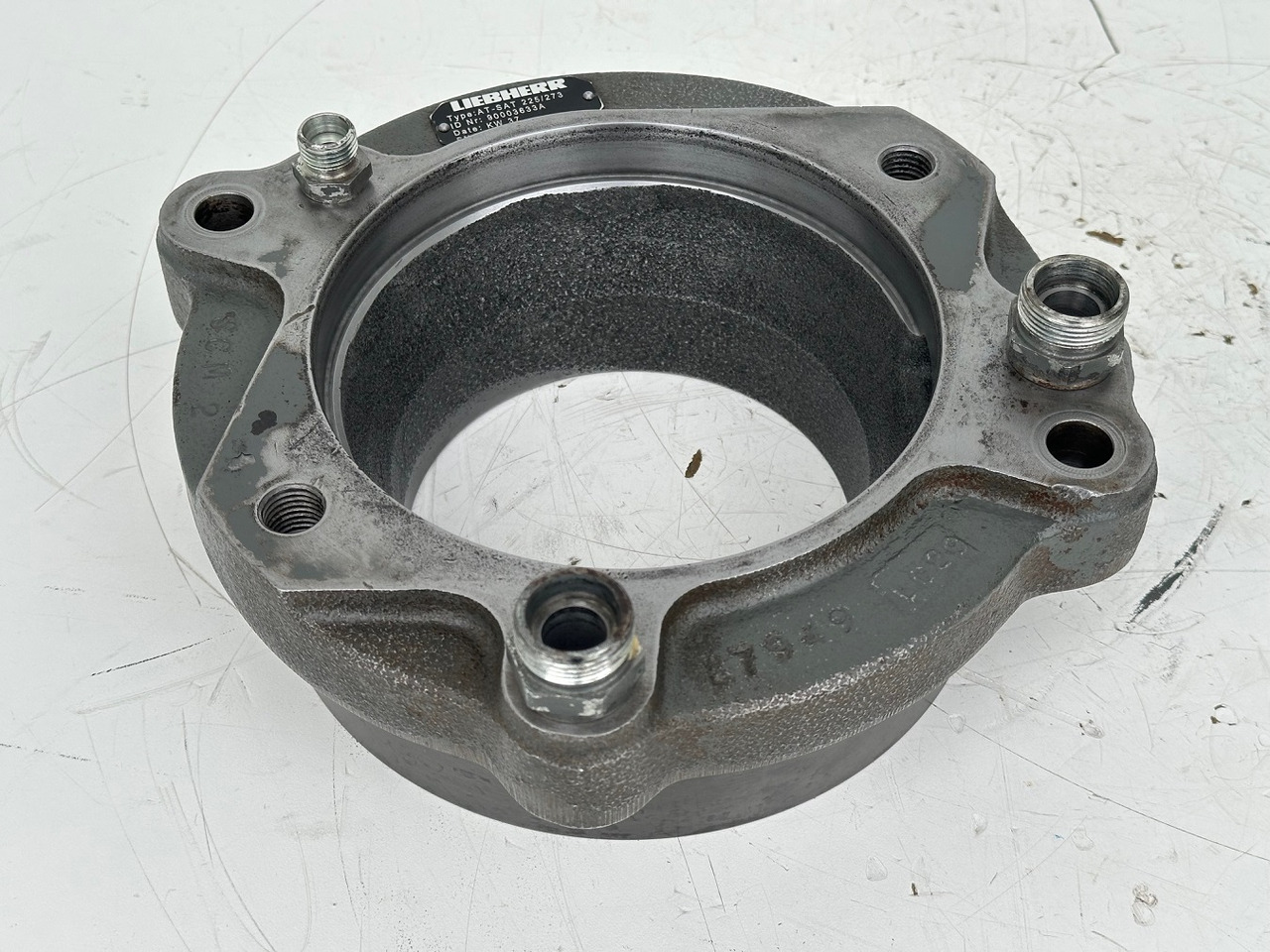 LIEBHERR Original Schwenkantrieb Typ: AT-SAT225/273,SAT225/229. ID-Nr.90003633A-ID-Nr.932151201-ID-Nr.932871301-ID-Nr.90003632-ID-Nr.970463801. A314,A316,A900,A904,R313,R317,R900,R904. #B13.20.90430# - محرك سوينغ - حفارة: صور 5 LIEBHERR Original Schwenkantrieb Typ: AT-SAT225/273,SAT225/229. ID-Nr.90003633A-ID-Nr.932151201-ID-Nr.932871301-ID-Nr.90003632-ID-Nr.970463801. A314,A316,A900,A904,R313,R317,R900,R904. #B13.20.90430# - محرك سوينغ - حفارة: صور 5