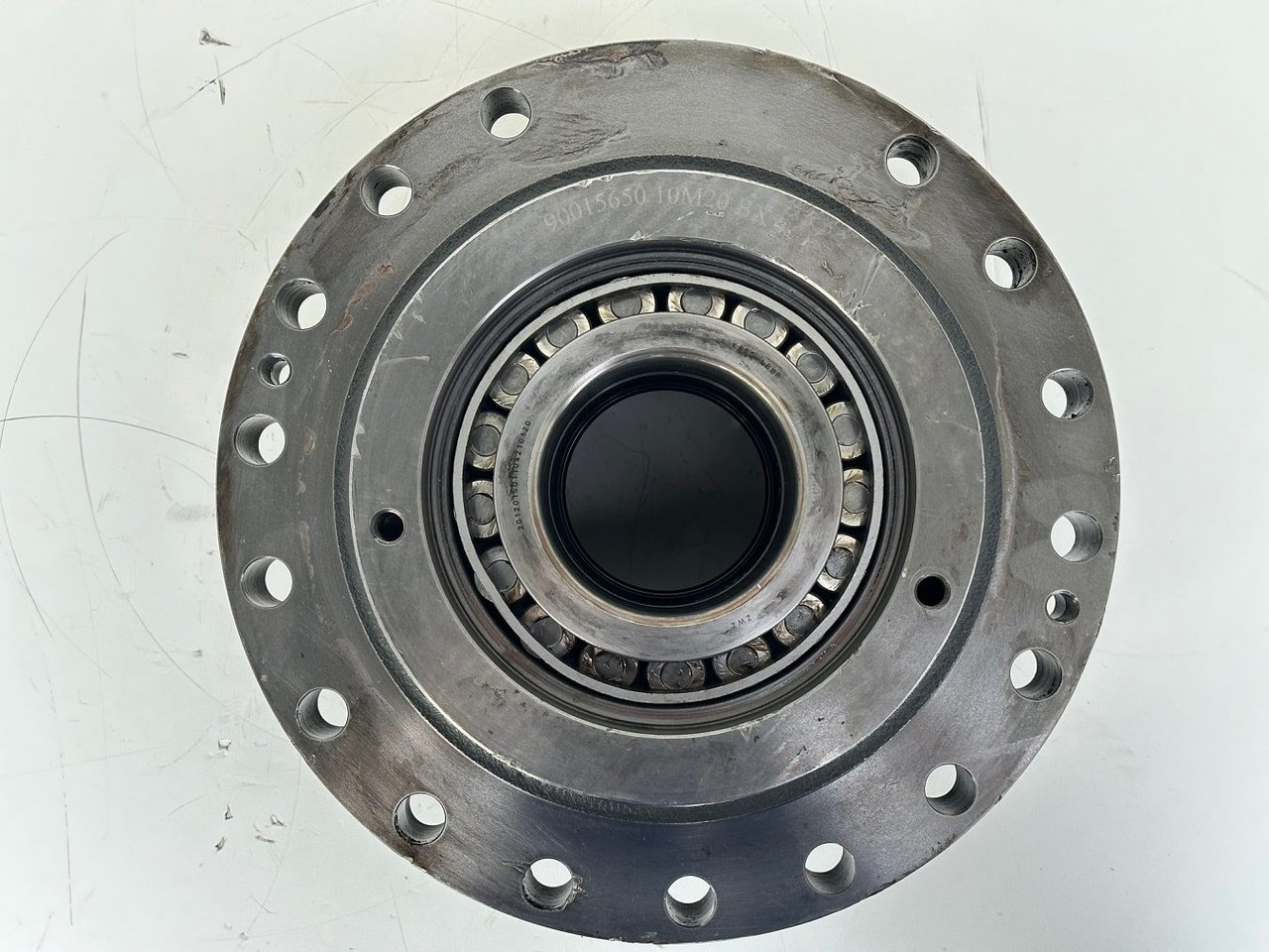 محرك سوينغ - حفارات زحافة Liebherr Abtriebswellengehäuse ID-Nr.90015650 and Kegelrollenlager ID-Nr.761008503 and Kegelrollenlager ID-Nr.10195527. #BR.GE:10899#1777#: صور 14 محرك سوينغ - حفارات زحافة Liebherr Abtriebswellengehäuse ID-Nr.90015650 and Kegelrollenlager ID-Nr.761008503 and Kegelrollenlager ID-Nr.10195527. #BR.GE:10899#1777#: صور 14