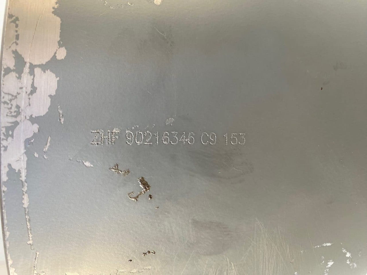 محرك سوينغ - حفارات زحافة Liebherr Abtriebswellengehäuse ID-Nr.90208566 - Liebherr Innenrad ID-Nr.90216346 and Kegelrollenlager ID-Nr.761001903.  R926, R928, R930.   #0170#0161#: صور 20