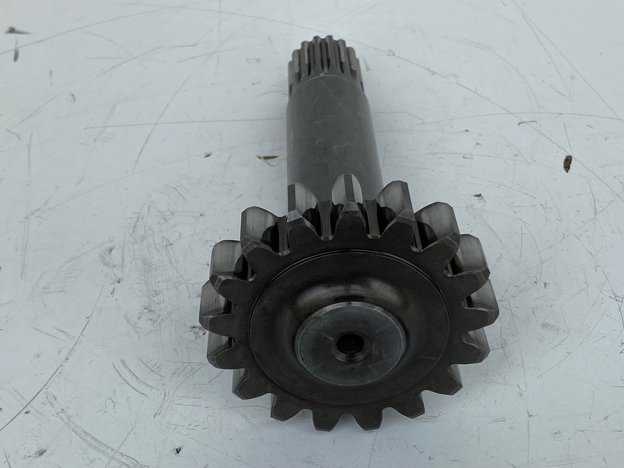 Liebherr Antriebswelle ID-Nr.969527001. FAT355P077. LH26, LH30, R906, R916, R920, R922, R924, R926 COMP, R926. #ANT2804# - محرك السفر - حفارات زحافة: صور 4 Liebherr Antriebswelle ID-Nr.969527001. FAT355P077. LH26, LH30, R906, R916, R920, R922, R924, R926 COMP, R926. #ANT2804# - محرك السفر - حفارات زحافة: صور 4