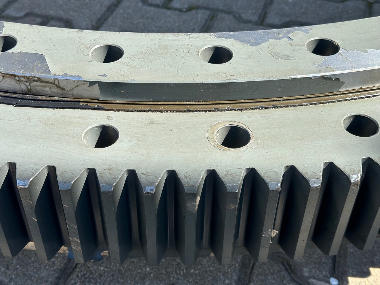 Liebherr Drehkranz - Kugeldrehverbindung Typ:KUD138 VA 002.  ID-Nr.982757001.  #159.10118# - حلقة الدوران - آلات البناء: صور 5 Liebherr Drehkranz - Kugeldrehverbindung Typ:KUD138 VA 002.  ID-Nr.982757001.  #159.10118# - حلقة الدوران - آلات البناء: صور 5