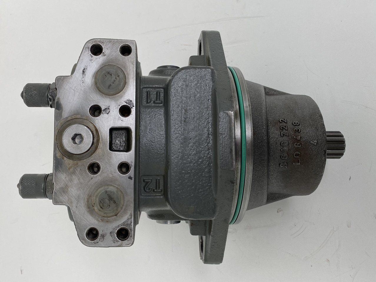 Liebherr Hydraulikeinbaumotor FMF045, ID-Nr.11432813. A913 COMP, A914 COMP, A914, A916 COMP ,A916, A918 COMP, A918, A920, A922 RAIL, A924 RAIL, LH18, R914 COMP, R914, R918, R920 K-LC,R920 K-NLC. #1055 - محرك سوينغ - آلات البناء: صور 5 Liebherr Hydraulikeinbaumotor FMF045, ID-Nr.11432813. A913 COMP, A914 COMP, A914, A916 COMP ,A916, A918 COMP, A918, A920, A922 RAIL, A924 RAIL, LH18, R914 COMP, R914, R918, R920 K-LC,R920 K-NLC. #1055 - محرك سوينغ - آلات البناء: صور 5