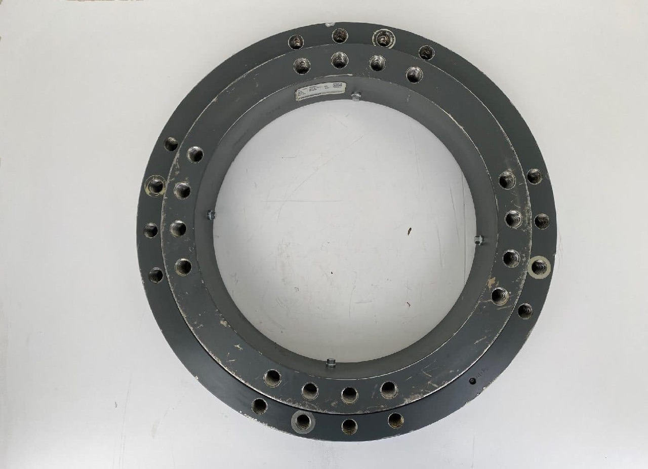 Liebherr Kugeldrehverbindung Typ:KUD 14 V0 011-000. ID-Nr.90000667. TA230 - حلقة الدوران - آلات البناء: صور 3 Liebherr Kugeldrehverbindung Typ:KUD 14 V0 011-000. ID-Nr.90000667. TA230 - حلقة الدوران - آلات البناء: صور 3