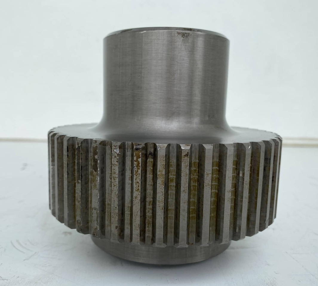 Liebherr Lamellenträger ID-Nr.90203997. FAT400G546. PR71605LGP-1823, PR716LGP-1423, PR716XL-1422. - محرك السفر - بلدوزر: صور 1 Liebherr Lamellenträger ID-Nr.90203997. FAT400G546. PR71605LGP-1823, PR716LGP-1423, PR716XL-1422. - محرك السفر - بلدوزر: صور 1