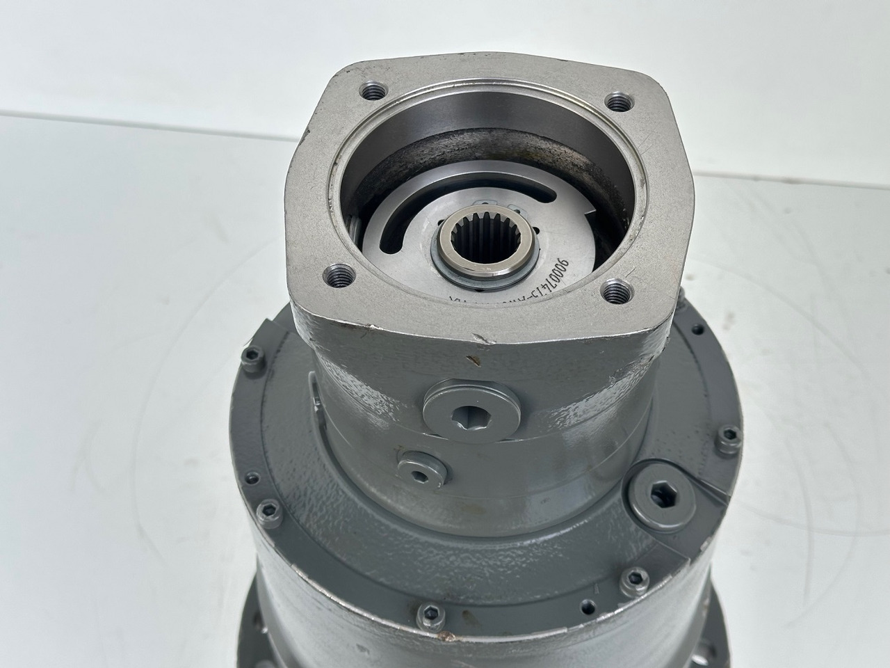 Liebherr Liebherr Drehwerkantrieb Typ:DAT200/1455 mit ID-Nr.13763178 - ID-Nr.13777972. #13763178.545-01211# - محرك سوينغ - موبايل كرين: صور 4 Liebherr Liebherr Drehwerkantrieb Typ:DAT200/1455 mit ID-Nr.13763178 - ID-Nr.13777972. #13763178.545-01211# - محرك سوينغ - موبايل كرين: صور 4