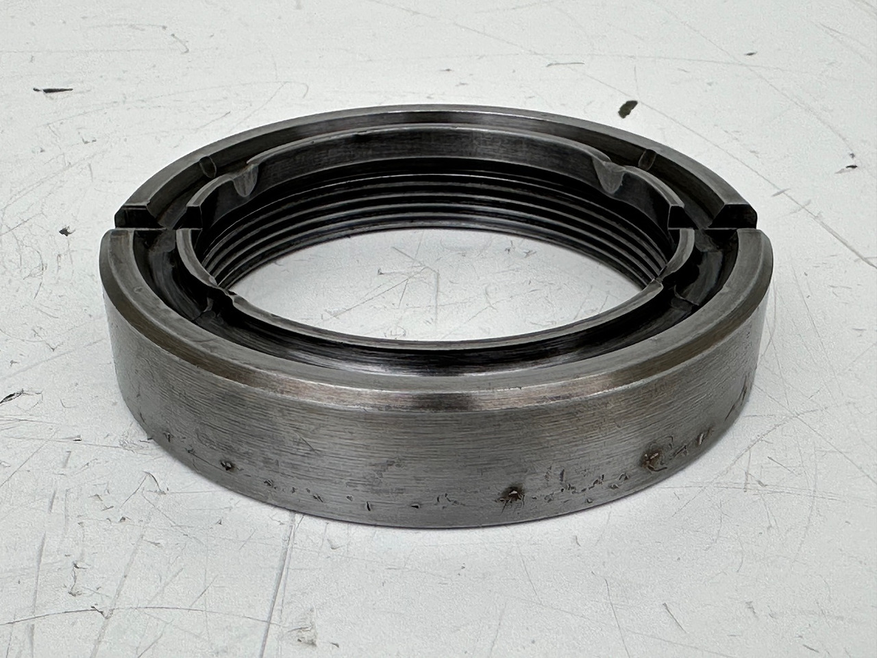 Liebherr Nutmutter ID-Nr.9441596 - ID-Nr.944159603. SAT200/277,SAT225/218,SAT225/200,SAT225/220,SAT225/228,SAT225/229,SAT225/230,SAT225/230,SAT225/240,SAT225/268,SAT250/278,SAT250A300.#944159603.GH# - محرك سوينغ - حفارة: صور 2 Liebherr Nutmutter ID-Nr.9441596 - ID-Nr.944159603. SAT200/277,SAT225/218,SAT225/200,SAT225/220,SAT225/228,SAT225/229,SAT225/230,SAT225/230,SAT225/240,SAT225/268,SAT250/278,SAT250A300.#944159603.GH# - محرك سوينغ - حفارة: صور 2