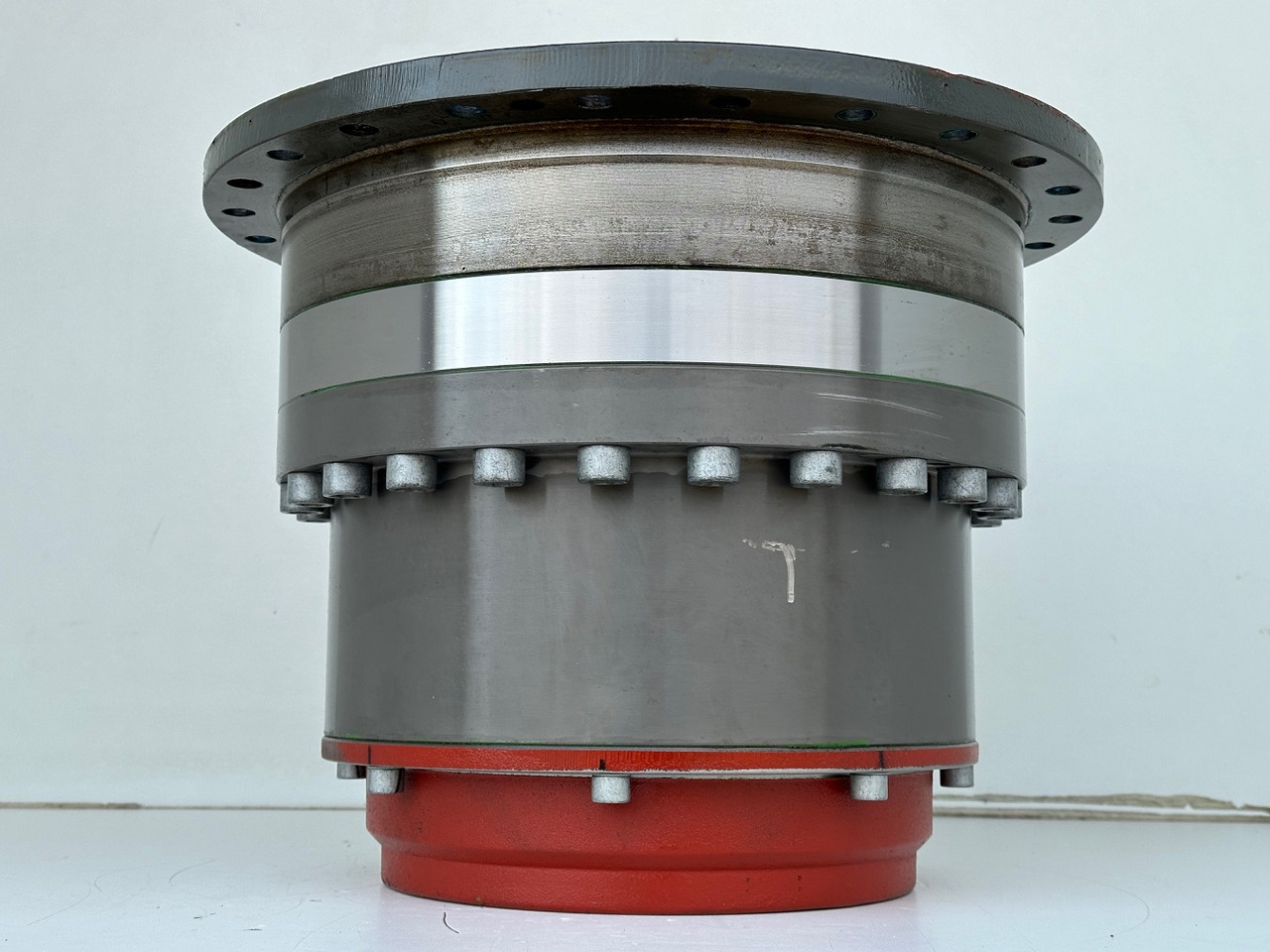 Liebherr Planeteneinschubgetriebe ID-Nr.90026324. 195HC-LH6/12, LH250EC-B, LH270EC-B, LH285EB-B, LH340EC-B, LH380EC-B. #90026324.159-0372# - علبة التروس و قطع الغيار - أخرى: صور 3 Liebherr Planeteneinschubgetriebe ID-Nr.90026324. 195HC-LH6/12, LH250EC-B, LH270EC-B, LH285EB-B, LH340EC-B, LH380EC-B. #90026324.159-0372# - علبة التروس و قطع الغيار - أخرى: صور 3