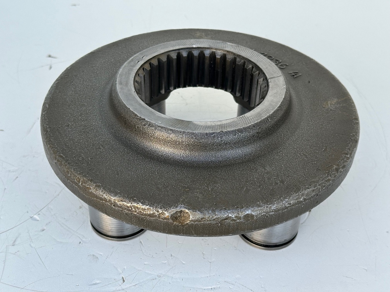 Liebherr Planetenträger ID-Nr.90006540. SAT300/271, SAT300/282, SAT300/288, SAT300/295. LH40, LH50, R936,R950 T, R960 T. #90006540.04.01# - محرك سوينغ - حفارة: صور 4 Liebherr Planetenträger ID-Nr.90006540. SAT300/271, SAT300/282, SAT300/288, SAT300/295. LH40, LH50, R936,R950 T, R960 T. #90006540.04.01# - محرك سوينغ - حفارة: صور 4