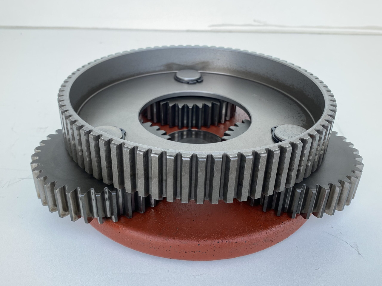 Liebherr Planetenträger ID-Nr.944171103 mit Planetenräder ID-Nr.944110603 - ID-Nr.90201469 mit Lamellenträger ID-Nr.944112103. A900C-LI,A944B-LI,E942,LOS942,LOS944,P942,P944,R942,R944,R944B. #1555# - محرك سوينغ - آلات البناء: صور 3 Liebherr Planetenträger ID-Nr.944171103 mit Planetenräder ID-Nr.944110603 - ID-Nr.90201469 mit Lamellenträger ID-Nr.944112103. A900C-LI,A944B-LI,E942,LOS942,LOS944,P942,P944,R942,R944,R944B. #1555# - محرك سوينغ - آلات البناء: صور 3