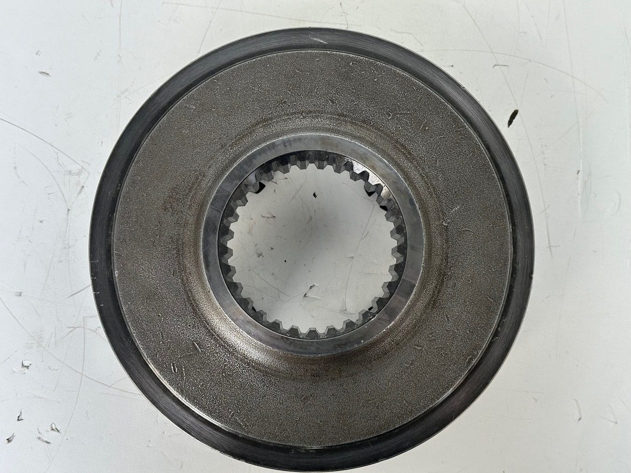 Liebherr Planetenträger ID-Nr.944306303 - ID-Nr.9443063. A924, A934, LH30, LH35, R906, R916, R922, R924, R926, R932, R934, R944. #k9079# - علبة التروس - آلات البناء: صور 5 Liebherr Planetenträger ID-Nr.944306303 - ID-Nr.9443063. A924, A934, LH30, LH35, R906, R916, R922, R924, R926, R932, R934, R944. #k9079# - علبة التروس - آلات البناء: صور 5