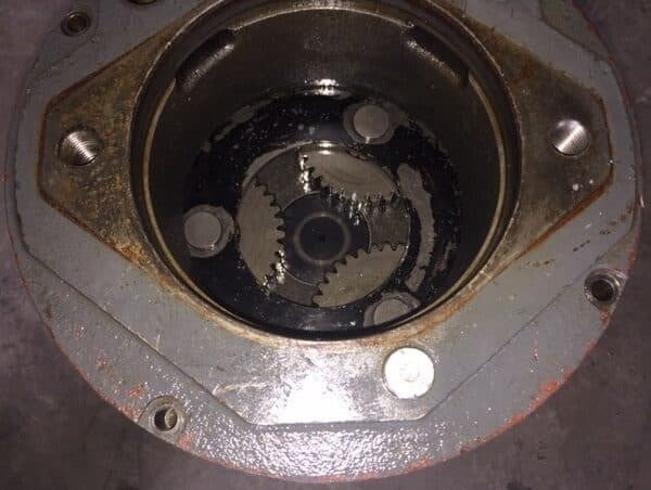 Liebherr Schwenkantrieb SAT250/278, ID-Nr.90017772 - ID-Nr.90017774 - ID-Nr.90209641. - محرك سوينغ - حفارات زحافة: صور 4 Liebherr Schwenkantrieb SAT250/278, ID-Nr.90017772 - ID-Nr.90017774 - ID-Nr.90209641. - محرك سوينغ - حفارات زحافة: صور 4
