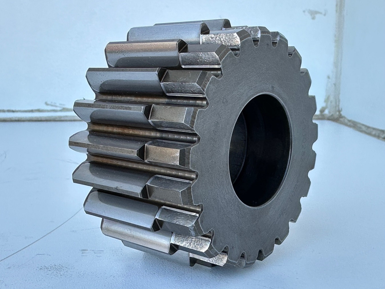 Liebherr Sonnenrad ID-Nr.90002821. FAT400P112, FAT400P130, FAT400P139. R926, R928, R930, R934, R936, R938, R940, R944, R946, R950 T. #90002821.06.08.03# - محرك السفر - حفارة: صور 1 Liebherr Sonnenrad ID-Nr.90002821. FAT400P112, FAT400P130, FAT400P139. R926, R928, R930, R934, R936, R938, R940, R944, R946, R950 T. #90002821.06.08.03# - محرك السفر - حفارة: صور 1