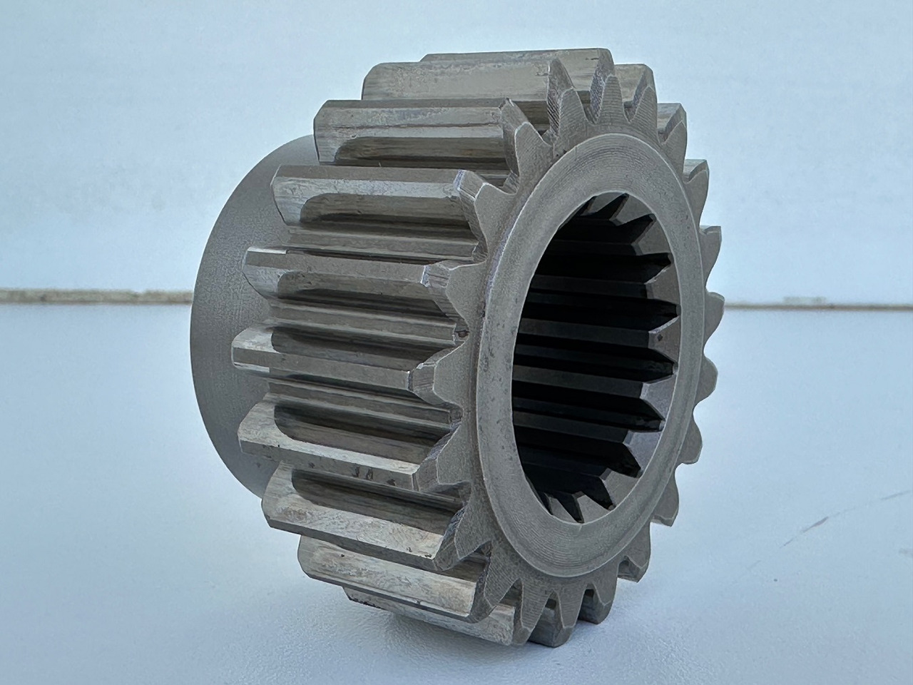 Liebherr Sonnenrad ID-Nr.9443067 - ID-Nr.944306703. SAT275/222 - SAT275/232 - SAT275/255. A932, A934, E932, P932, P934, R932, R934B, R934 C, R944 C T, R944 C TUN. #944306703.02# - محرك سوينغ - حفارة: صور 4 Liebherr Sonnenrad ID-Nr.9443067 - ID-Nr.944306703. SAT275/222 - SAT275/232 - SAT275/255. A932, A934, E932, P932, P934, R932, R934B, R934 C, R944 C T, R944 C TUN. #944306703.02# - محرك سوينغ - حفارة: صور 4