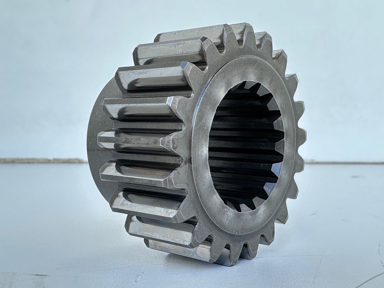 Liebherr Sonnenrad ID-Nr.9443067 - ID-Nr.944306703. SAT275/222 - SAT275/232 - SAT275/255. A932, A934, E932, P932, P934, R932, R934B, R934 C, R944 C T, R944 C TUN. #944306703.03# - محرك سوينغ - حفارة: صور 4 Liebherr Sonnenrad ID-Nr.9443067 - ID-Nr.944306703. SAT275/222 - SAT275/232 - SAT275/255. A932, A934, E932, P932, P934, R932, R934B, R934 C, R944 C T, R944 C TUN. #944306703.03# - محرك سوينغ - حفارة: صور 4