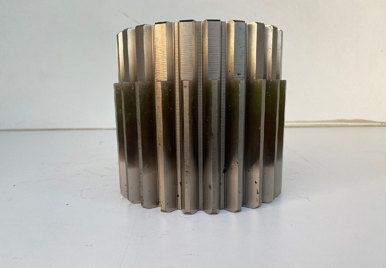 Liebherr Sonnenrad ID-Nr.9443329 - ID-Nr.90011325. FAT400P112, FAT400P130, FAT400P139. - محرك السفر - حفارات زحافة: صور 4 Liebherr Sonnenrad ID-Nr.9443329 - ID-Nr.90011325. FAT400P112, FAT400P130, FAT400P139. - محرك السفر - حفارات زحافة: صور 4